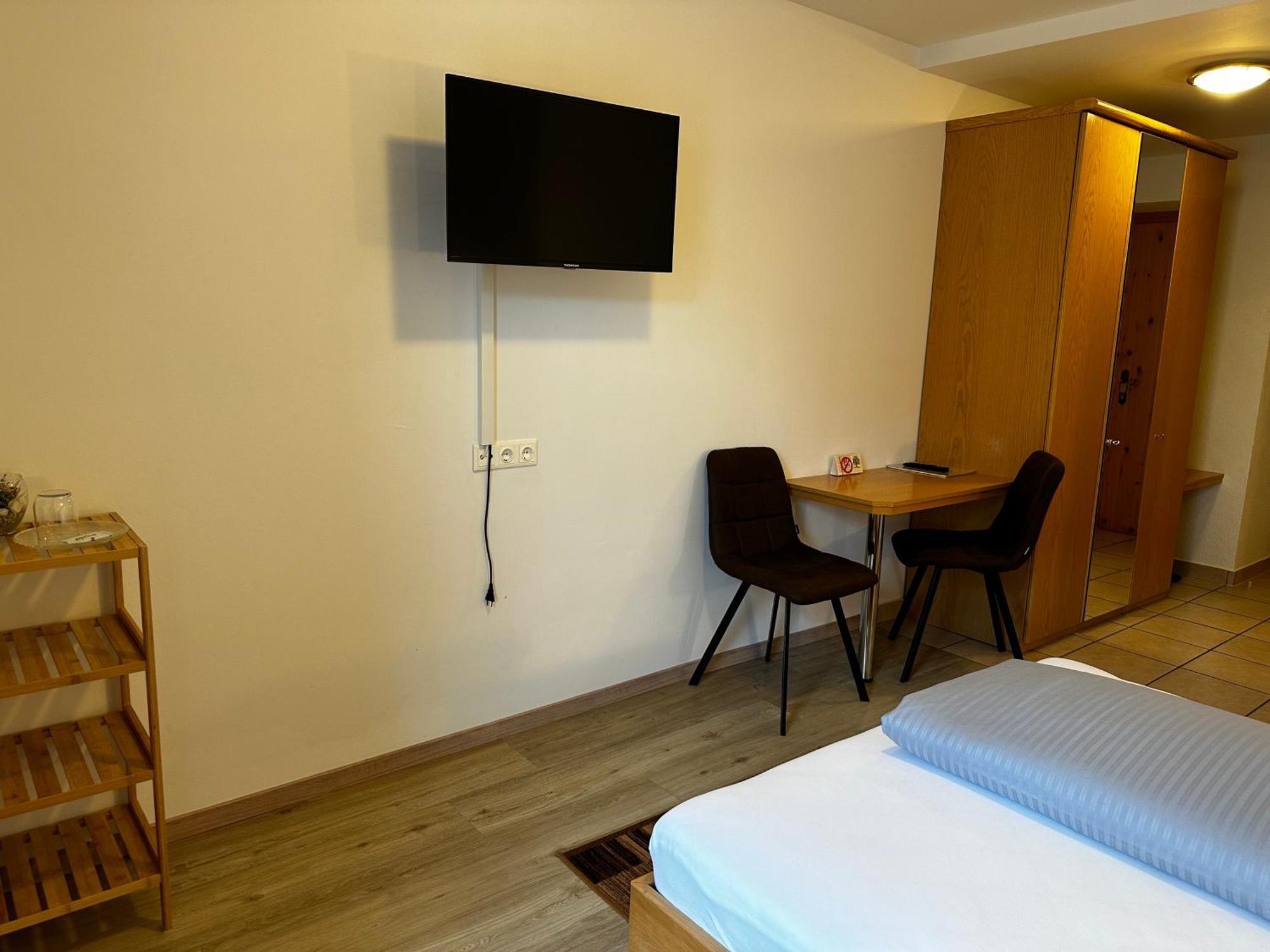 Goldener Adler Bed & Breakfast Scharnitz Dış mekan fotoğraf